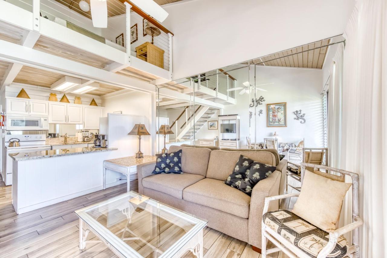 Mahina Surf III Villa Kahana Rum bild